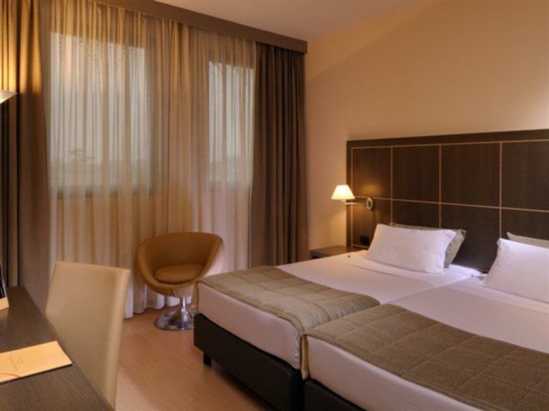 Savhotel Aemilia Bolonha Exterior foto